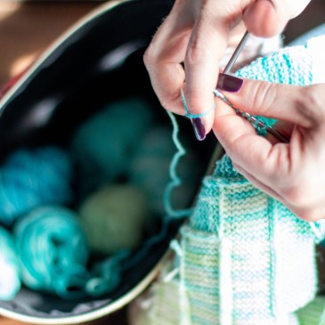 Sq Jade Hands knitting