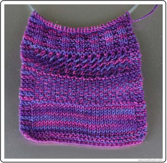 The Impact of Different Stitches on Variegated Yarn