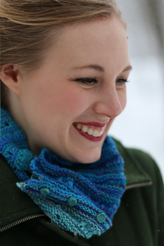Close up of the Mini-Skein Gathered Cowl